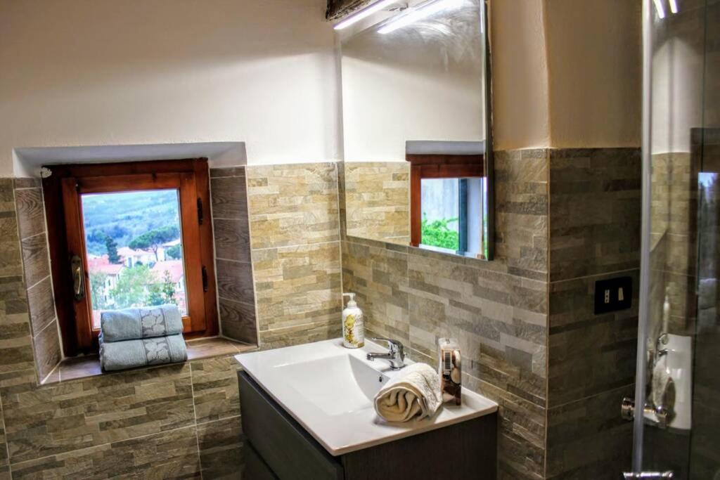 Vila Panoramic And Beautiful House 4Km From The Sea. Rosignano Marittimo Exteriér fotografie